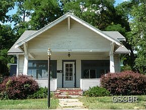 1st image of 725 38th St