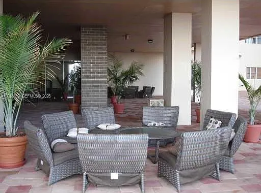 6039 Collins Ave #537 — Photo 5