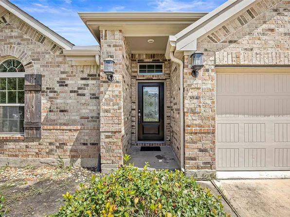 2919 Twin Cove Ct, Conroe, TX 77301