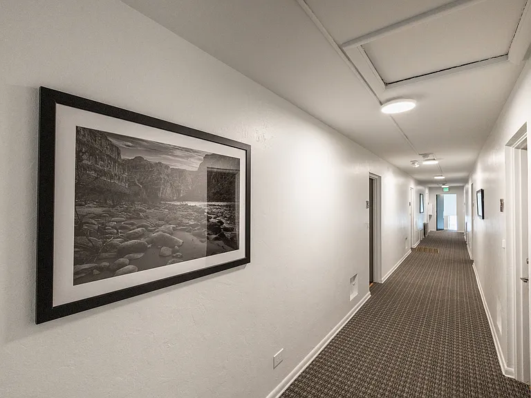 Belmore Apartments — Photo 9