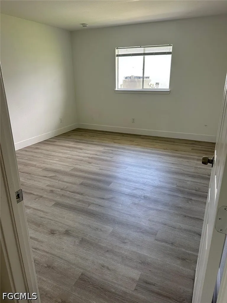 3 bed, 2.0 bath, 2232 sqft, $1,600 — Photo 4