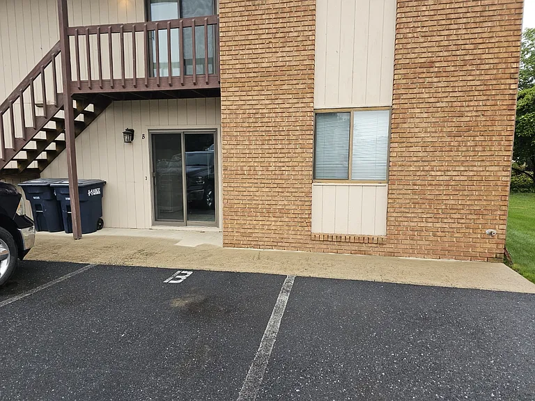 Rear entrance
Rain covered