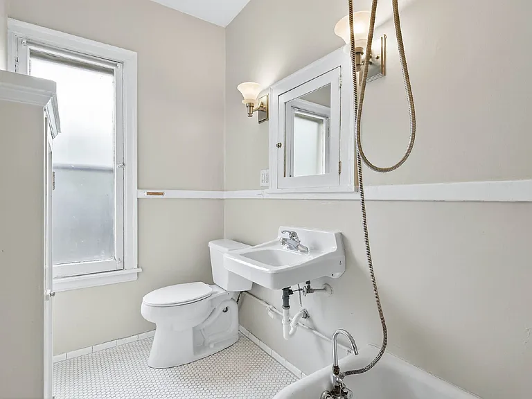 2103 Harriet Ave #203 — Photo 12
