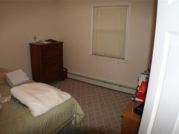 4th image of 40 Williams Ave APT 3