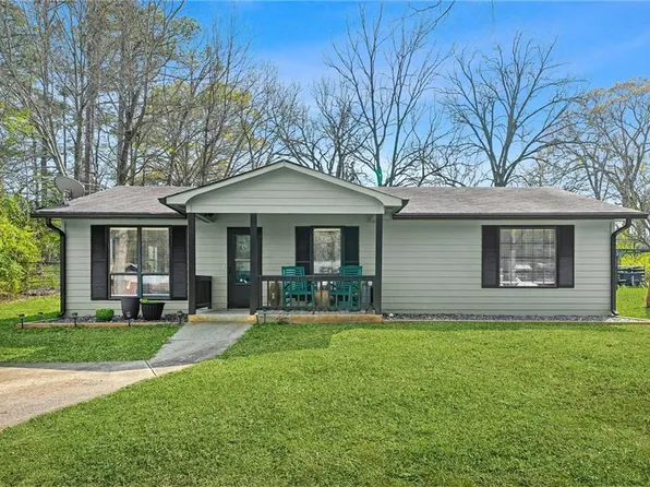 3839 Cowan Cir, Acworth, GA 30101