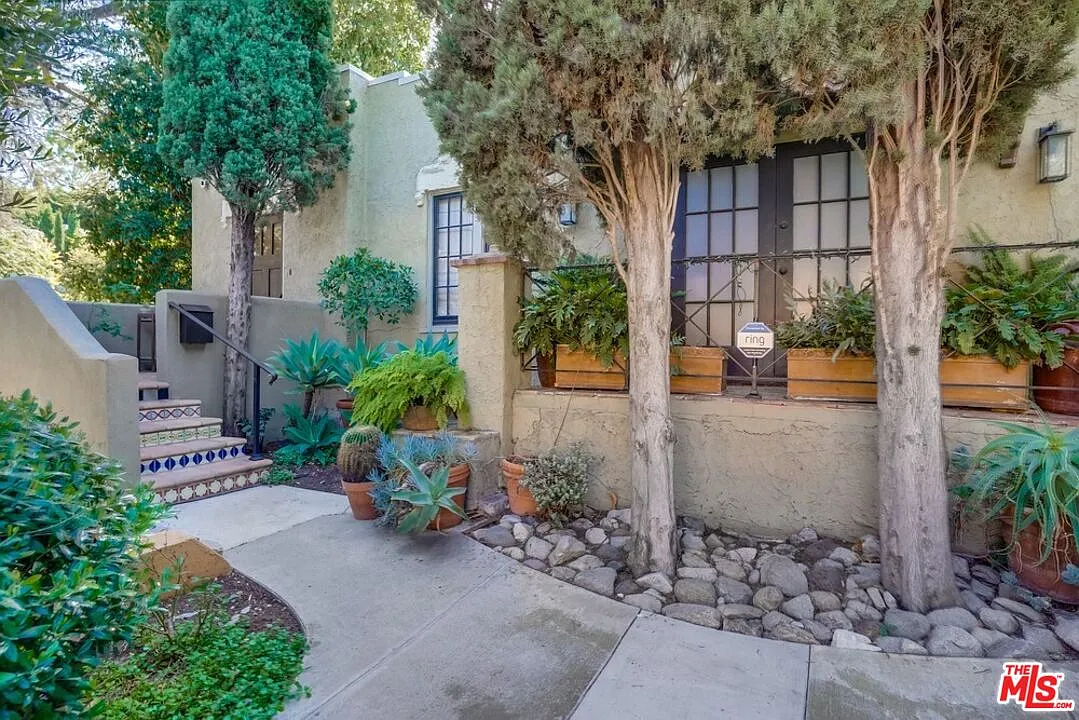 1 bed, 1.0 bath, 600 sqft, $3,250 — Photo 3