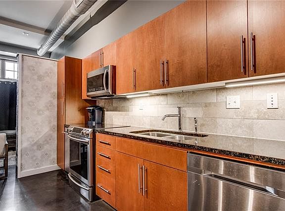 5th image of 2235 E 6th St APT 309
