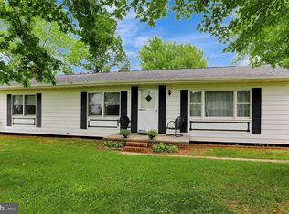 2393 Old Chapel Rd, Boyce, VA 22620