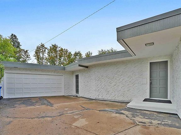 5th image of 5009 W 41 Street Close