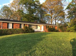 568 Painter Rd, Fall Branch, TN 37656