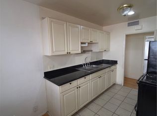 522 Cedar Ave APT 3, Long Beach, CA 90802