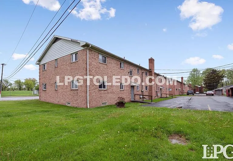 3310 Arlington Ave #8 — Photo 20