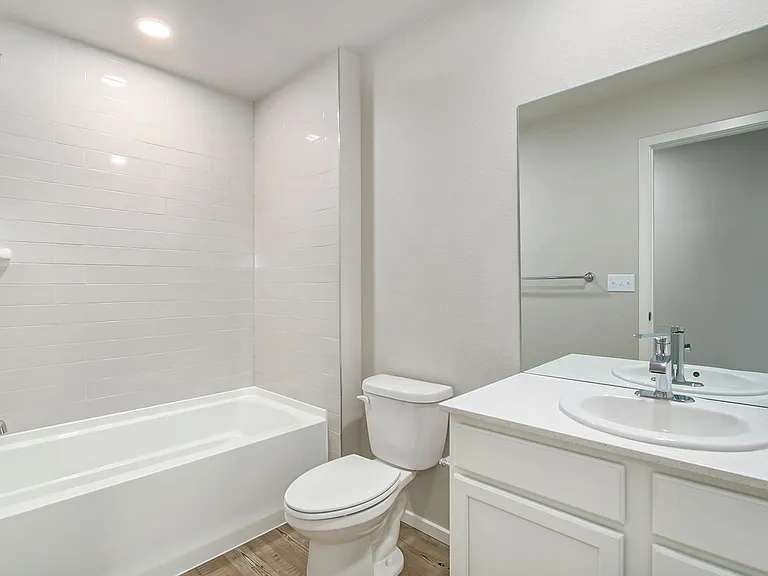 6723 W 4th Street Rd #2 — Photo 15