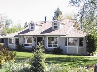 322 Crystal Lake Way, Lakeport, CA