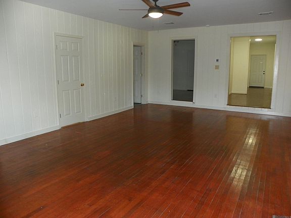 4th image of 2956 Hollywood St