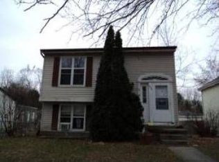 924 Manchester Crse, Geneva, IL 60134