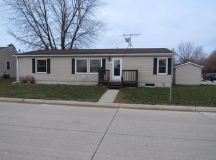 111 E South St, Monticello, IA 52310