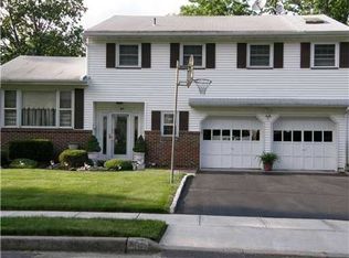 44 E Prescott Ave, Colonia, NJ 07067