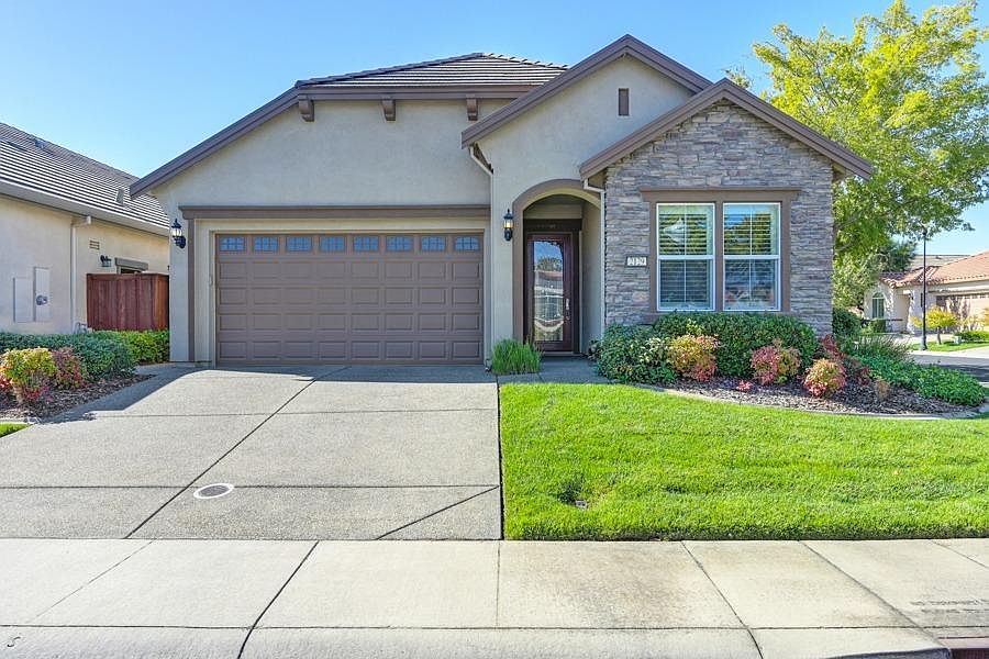 1st image of 2129 Leighham Dr