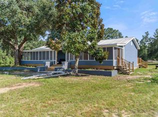 9561 S Trace Rd, Milton, FL 32583