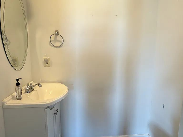 37 Privet Dr #37 — Photo 16