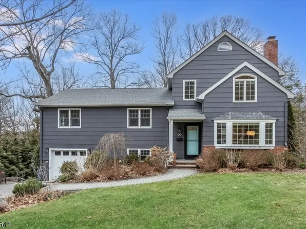 29 Whitewood Dr, New Providence Boro, NJ 07901
