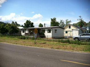 290 S 6th St, Monroe, OR 97456