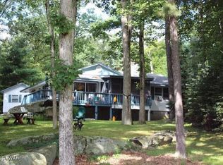 123  E Basswood Lane, lords valley, PA 18428