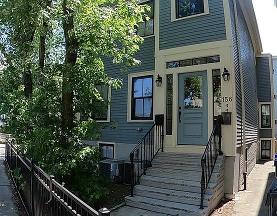 3rd image of 156 Hampshire St #1