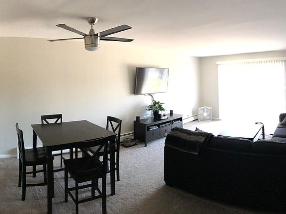 Dining area/Living room