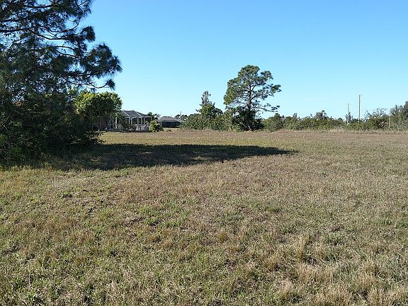 3rd image of 1400 NW 16th Pl