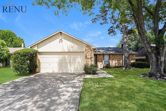 1st image of 8618 Victoria Forest Dr