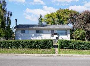 3012 S 30th Ave SE, Calgary, AB T2B0G7