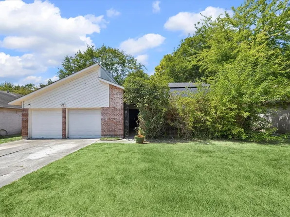 23423 Canyon Lake Dr, Spring, TX 77373