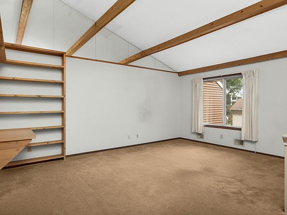 5th image of 814 Seal St