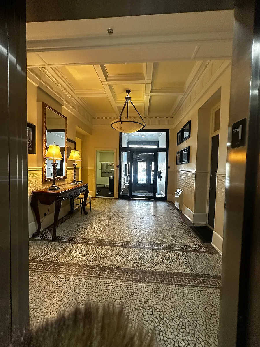 Building Photo - 483 Beacon St #33