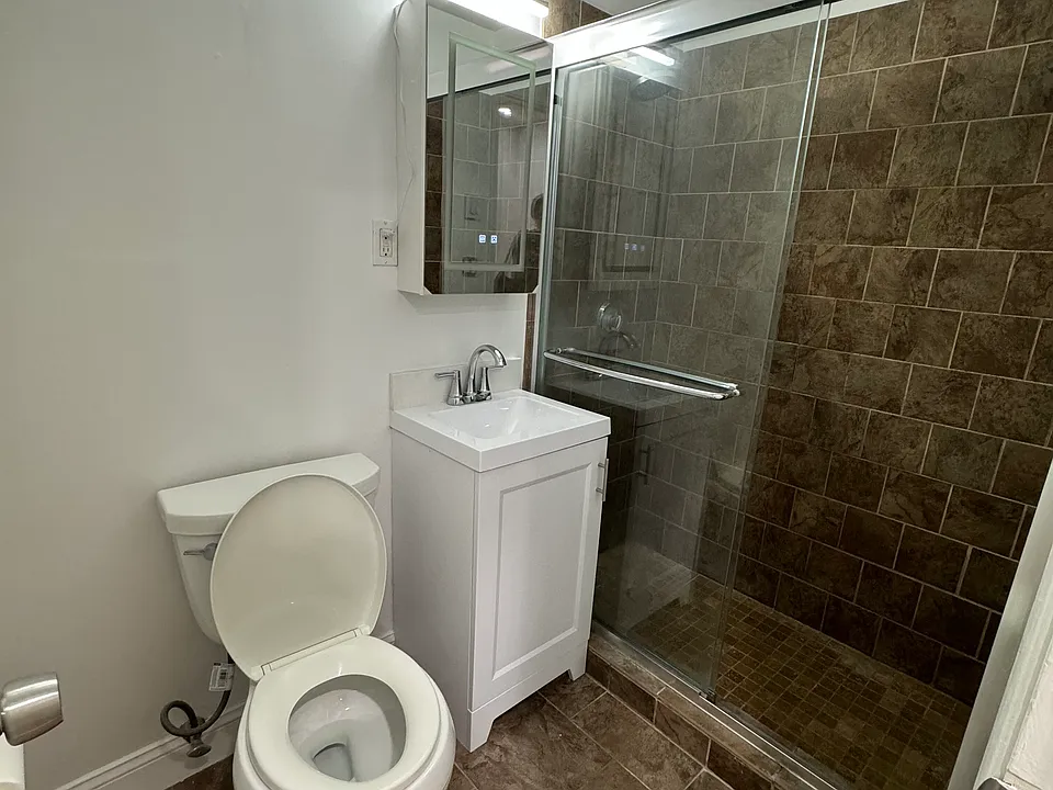 467 Commonwealth Ave #5