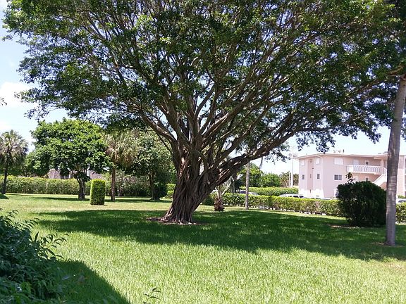 5th image of 2615 N Garden Dr APT 109