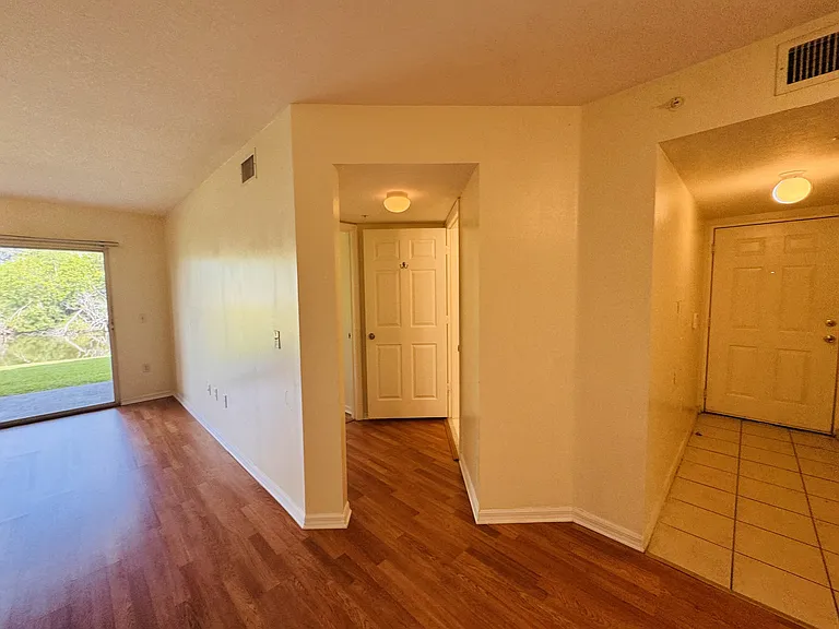 4171 San Marino Blvd — Photo 22