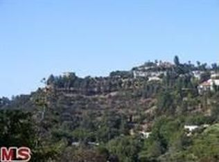 8325 Utica Dr, Los Angeles, CA 90046