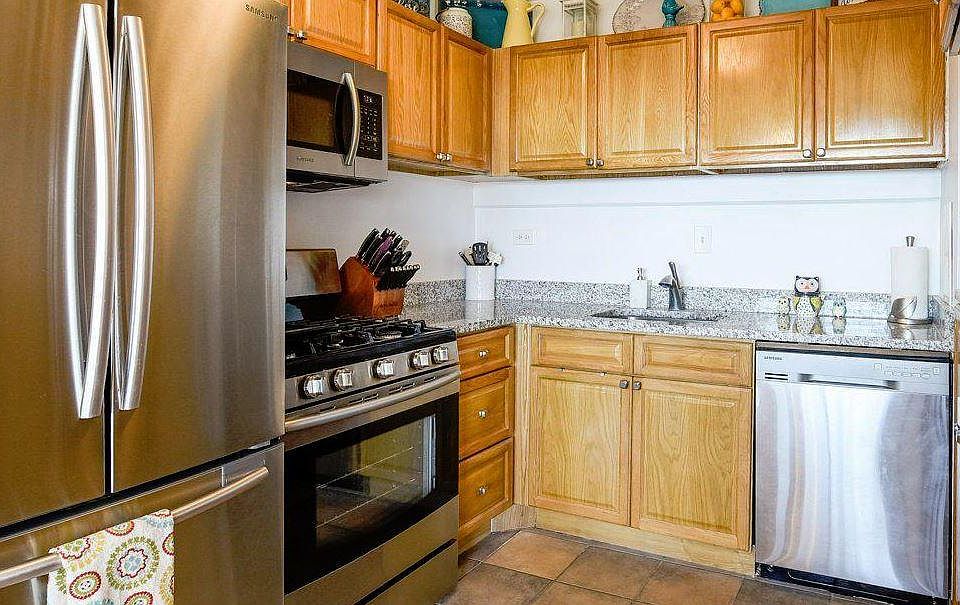 1st image of 401 N Armistead St #401