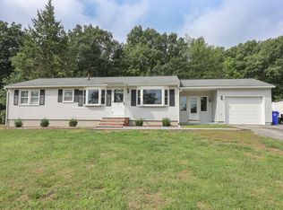 103 Greenwood Ct, Manchester, NH 03109