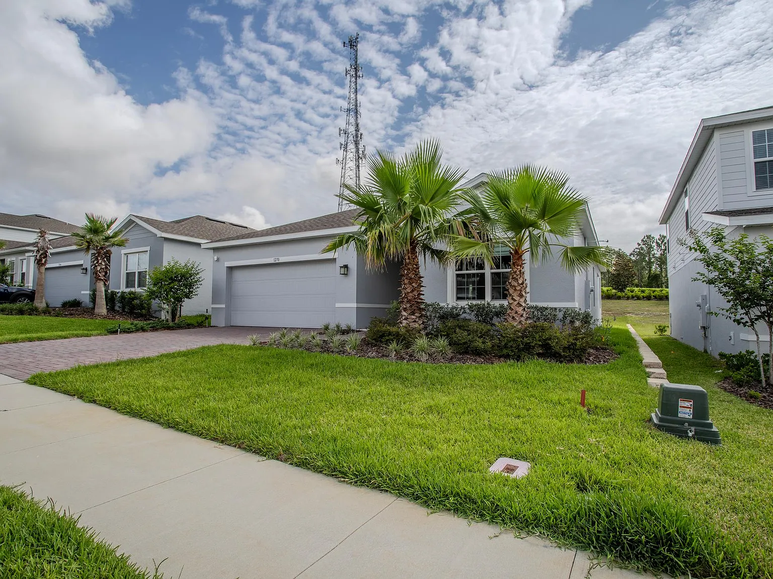 3 bed, 2.0 bath, 1554 sqft, $2,550 — Photo 3