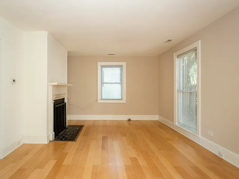Ash Tree Apartments — Photo 17