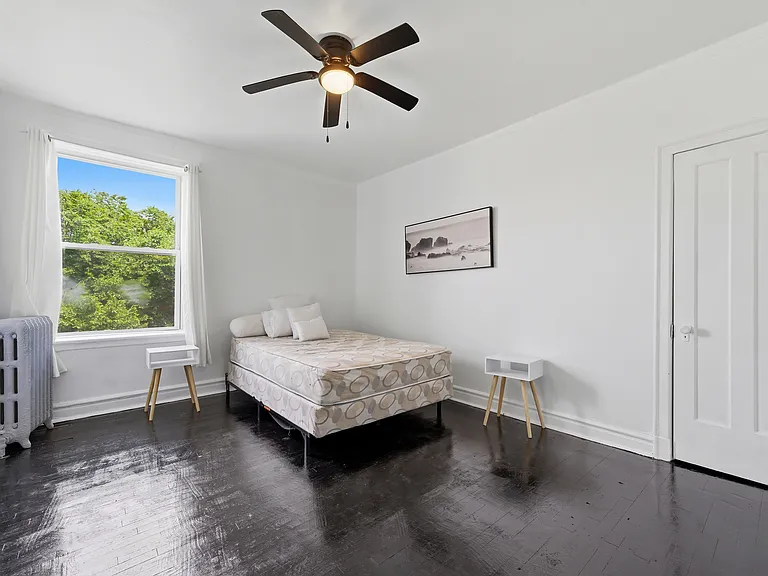 7000 S Paxton Ave #3 — Photo 8