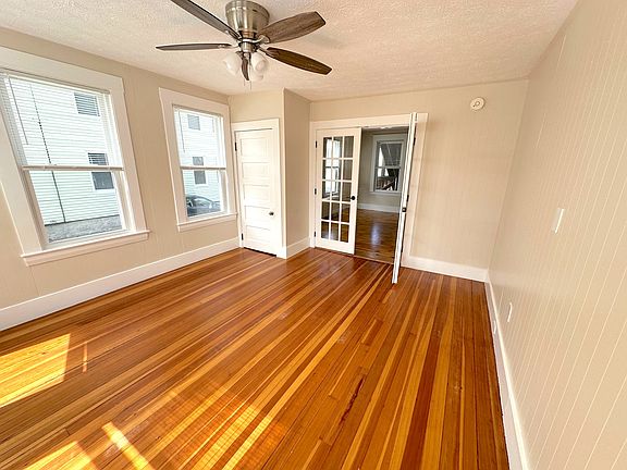 Second Living Room (or Third Bedroom)
12' x 15'