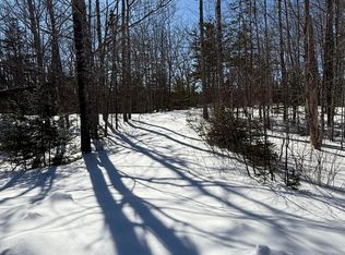 4 Robbins Point Rd, Gouldsboro, ME 04607