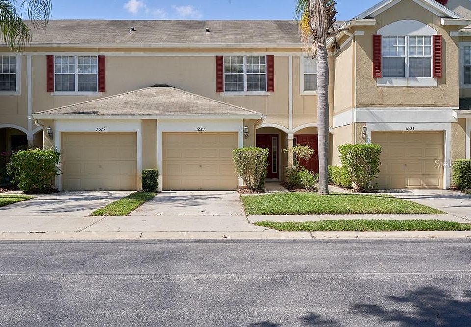 1st image of 1021 Vista Cay Ct