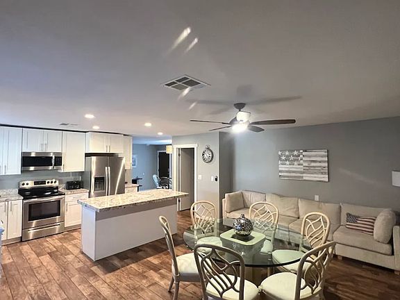3rd image of 6038 E Evans Dr