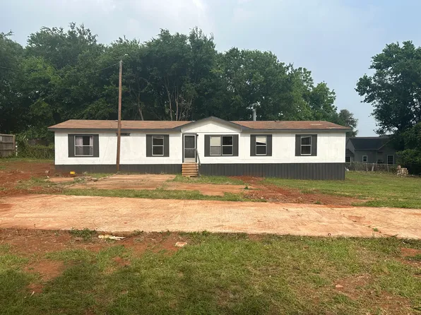 204 Newton St, Jacksonville, TX 75766
